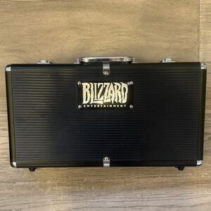 Blizzard Entertainment Black Poker Set w/Carrying Case. Brand New